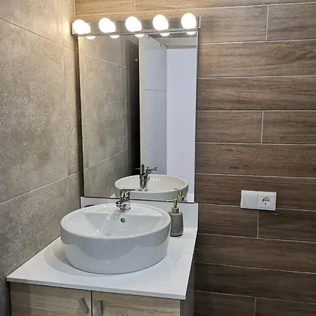 Luminoso Apartamento Cerca Del Centro Malaga